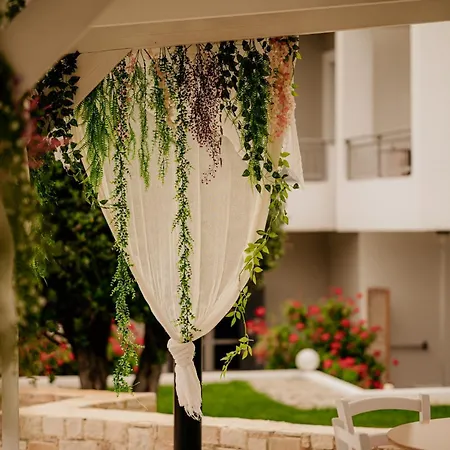 Iphigenia Mythic Retreat Apartment