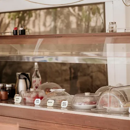 Iphigenia Mythic Retreat * Herszonisszosz