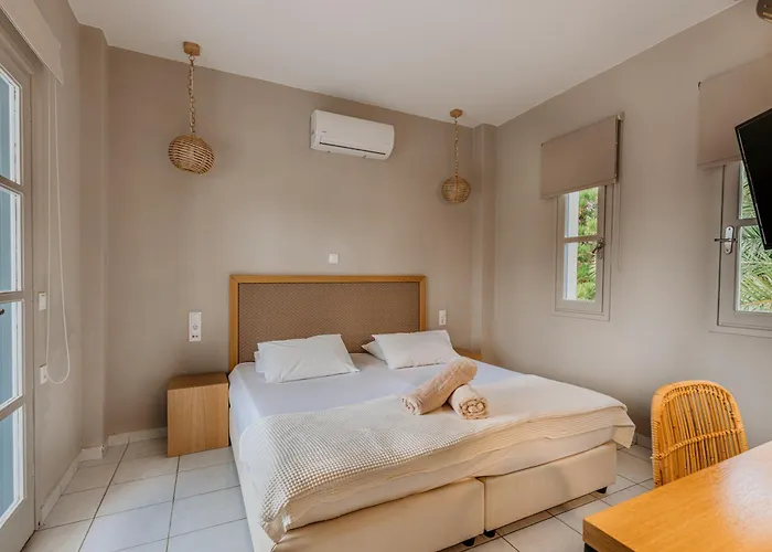 Iphigenia Mythic Retreat * Hersonissos (Crete)